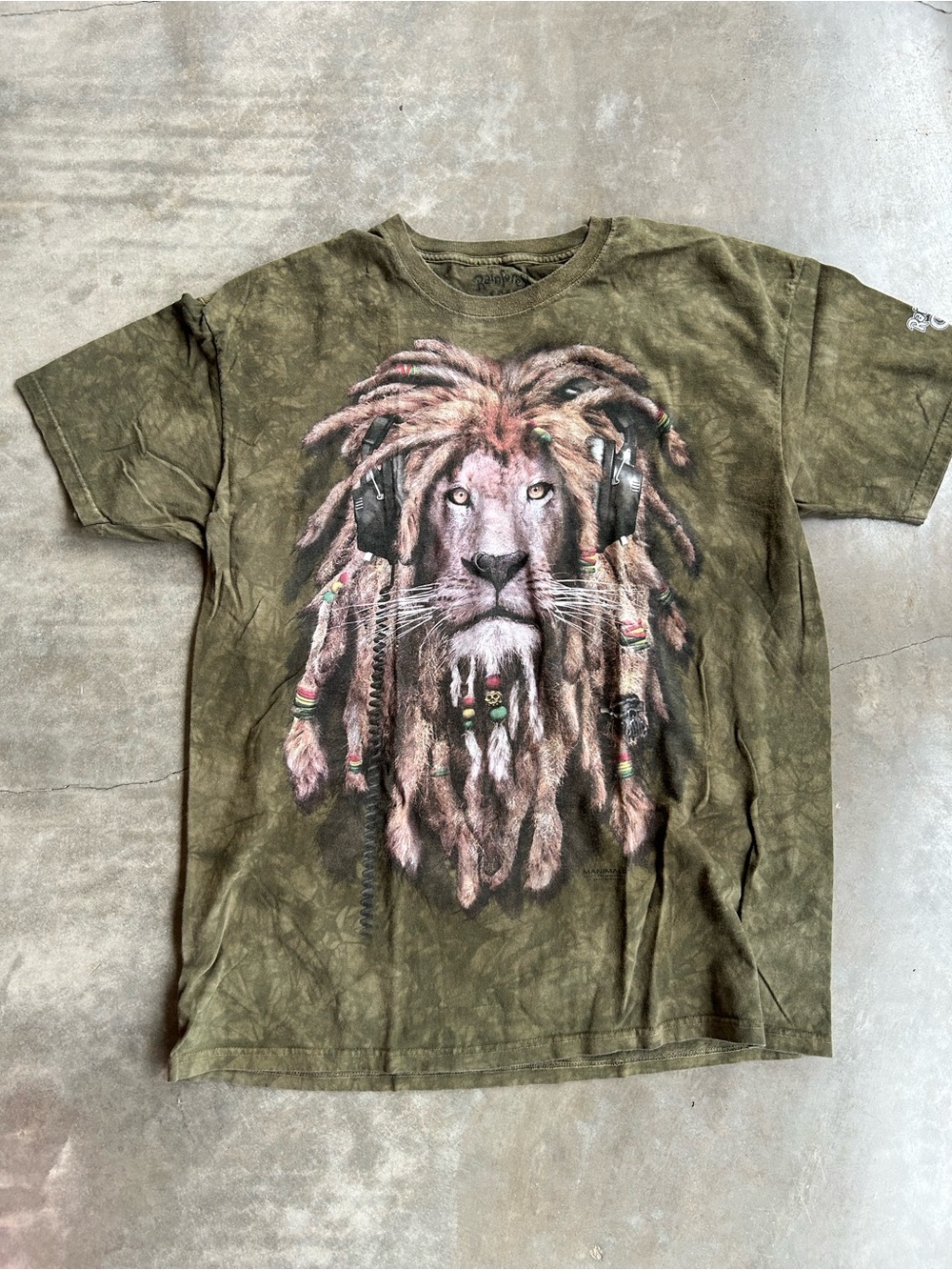Rainforest Cafe Olive Green Lion Rasta Dreadlocks Graphic Tee with Headphones